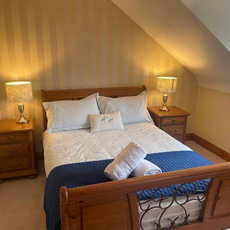 Cosy Rooms In A Stone Cottage Salthill Экстерьер фото