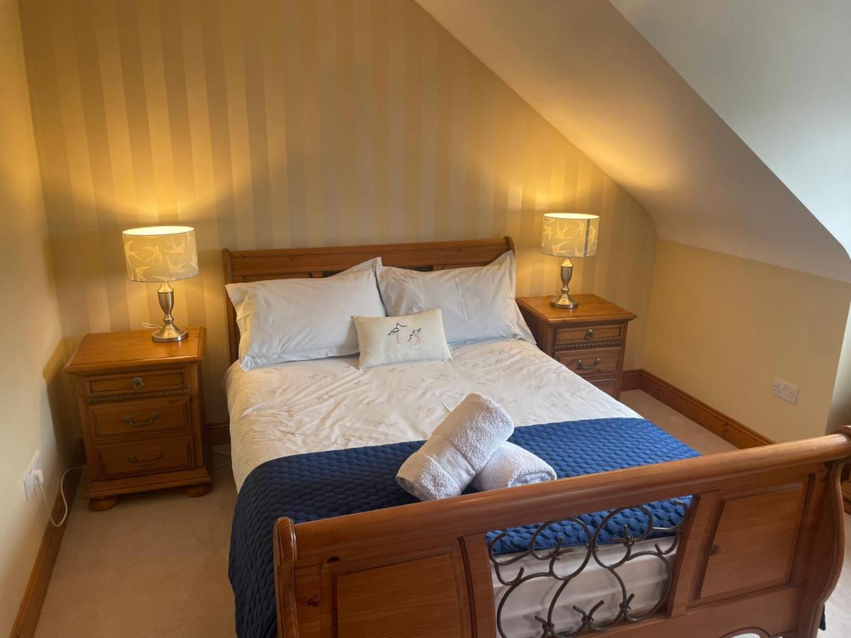 Cosy Rooms In A Stone Cottage Salthill Экстерьер фото