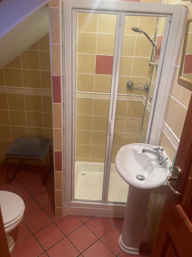 Cosy Rooms In A Stone Cottage Salthill Экстерьер фото