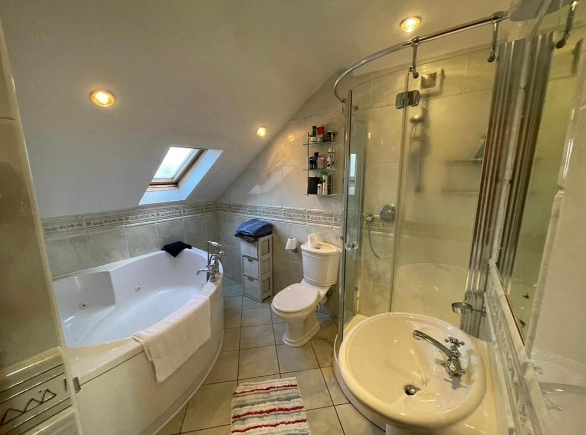 Cosy Rooms In A Stone Cottage Salthill Экстерьер фото