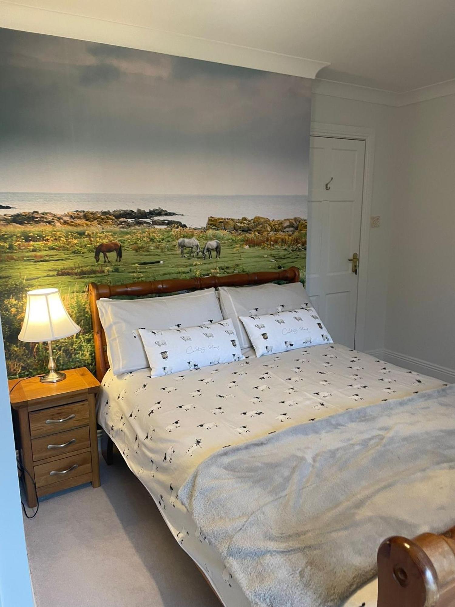 Cosy Rooms In A Stone Cottage Salthill Экстерьер фото